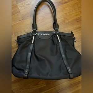 MK purse like new